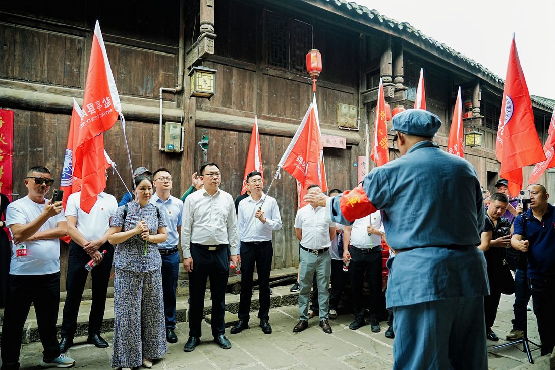 迎七一主题教育活动